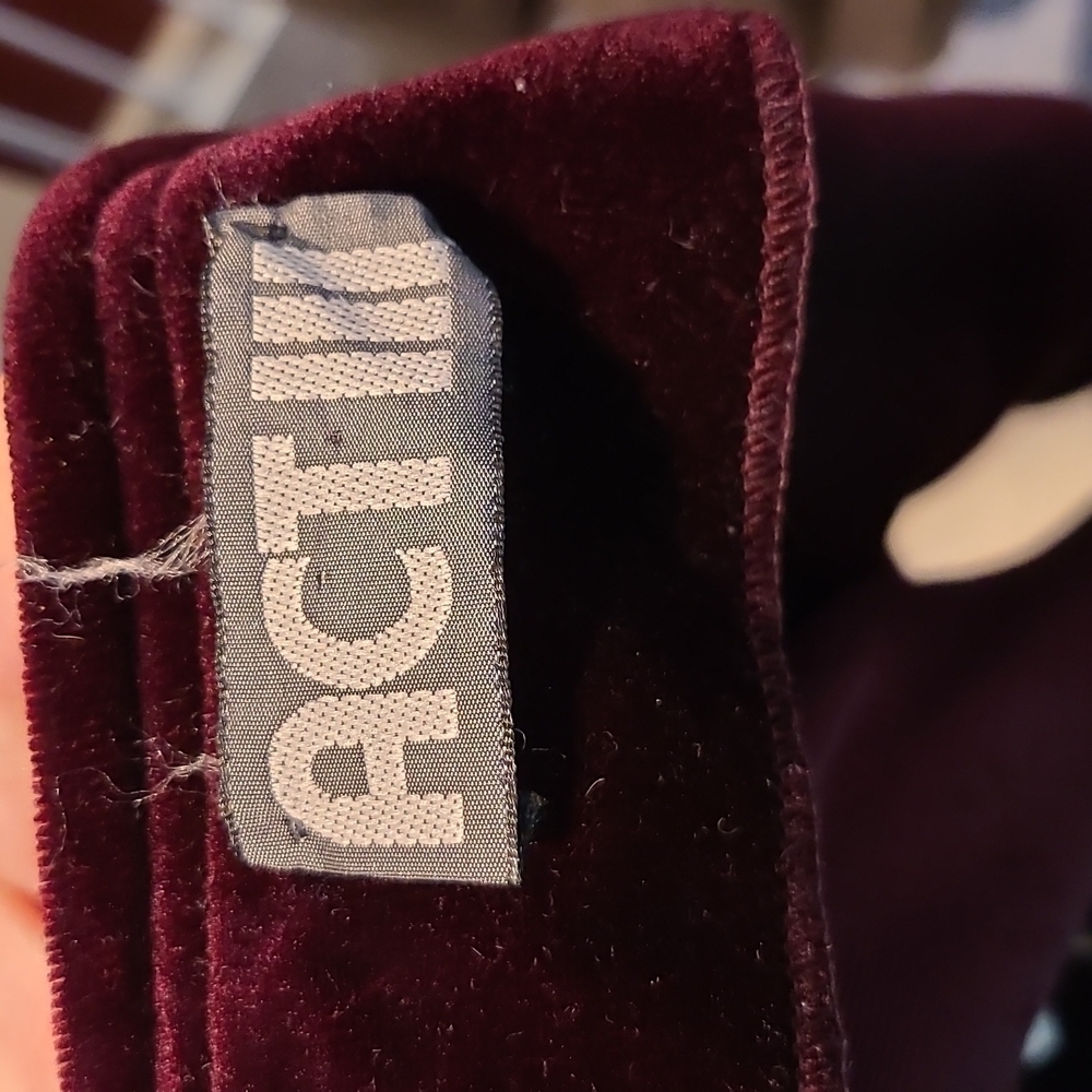 Vintage Act III Red Wine Velvet Vest - Picture 6 of 8